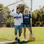 GIBSON – Des maillots de football floqués au nom de la marque